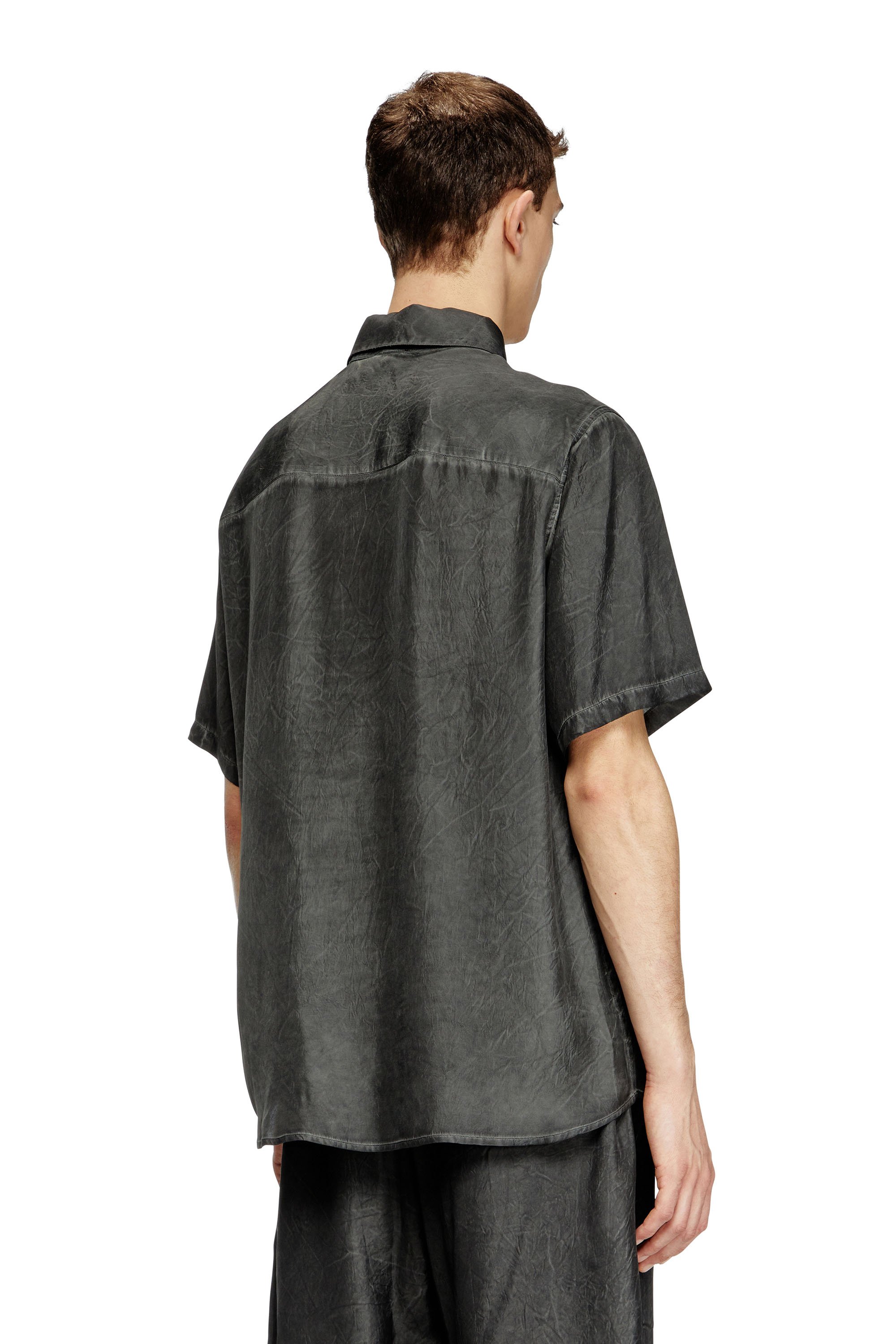 Diesel - S-LEON-SHORT, Camisa arrugada de manga corta con cuello con logotipo Unisex in Negro - 2